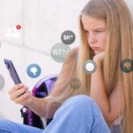 IL BISOGNO DI ESSERE VISTI SENZA ESSERE INVASI